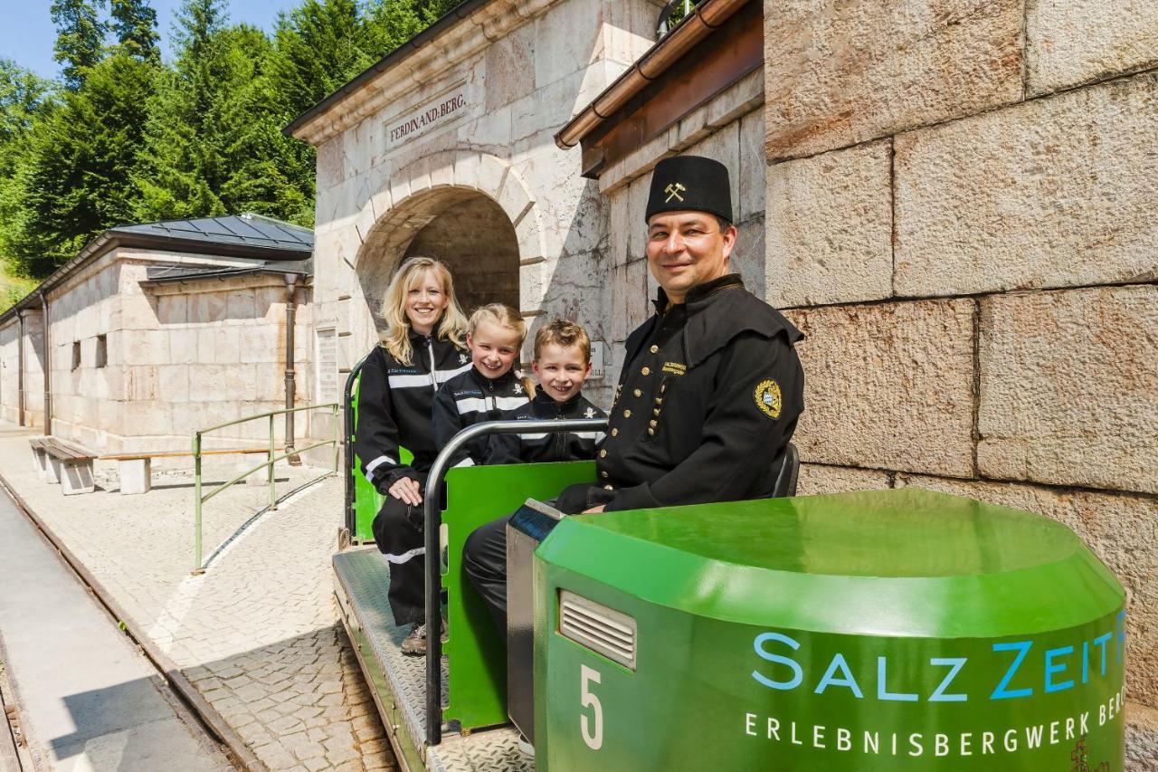 Home-Hotel Salzberg Берхтесгаден Екстериор снимка The train